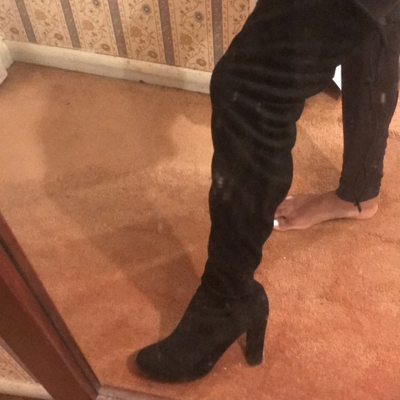 Over the knee boots - Picture 2 of 2